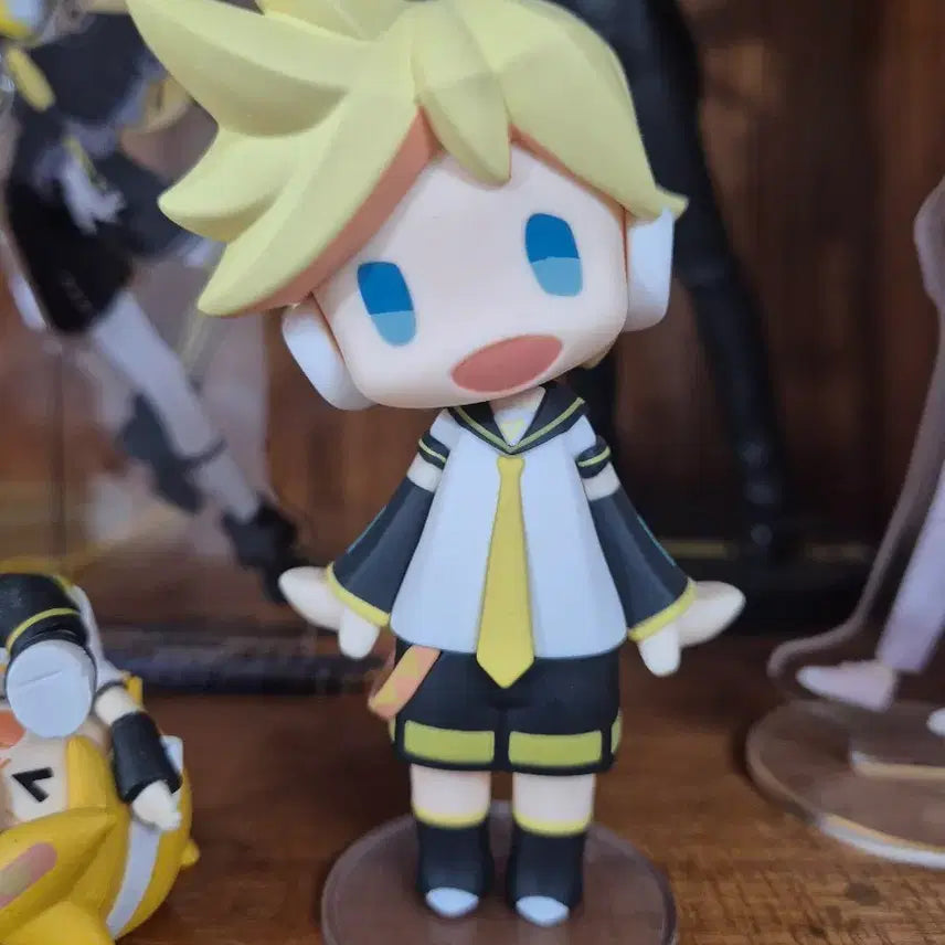 [BUNJANG] Hello Good Smile Kagamine Len Figure / 헬로 굿스마일 카가미네 렌