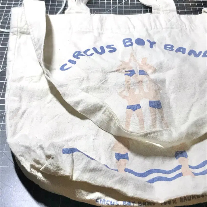 [BUNJANG] Circus Boy Band Crossbody Bag / 2015 서커스보이밴드 크로스백 판매