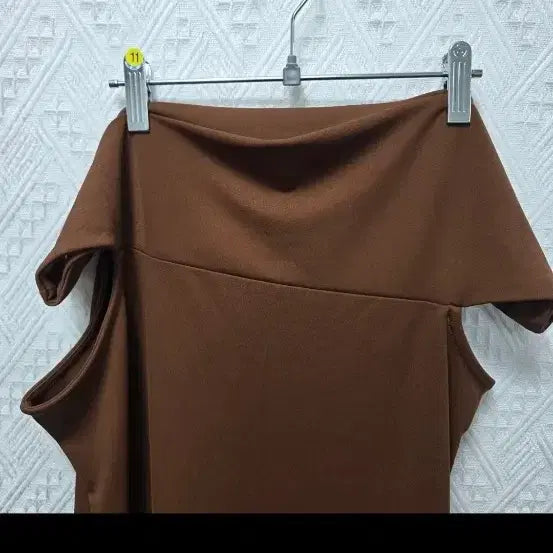 [BUNJANG] Zara Brown Shoulder Slit Long Dress / 자라 브라운 숄더 슬릿 롱 원피스