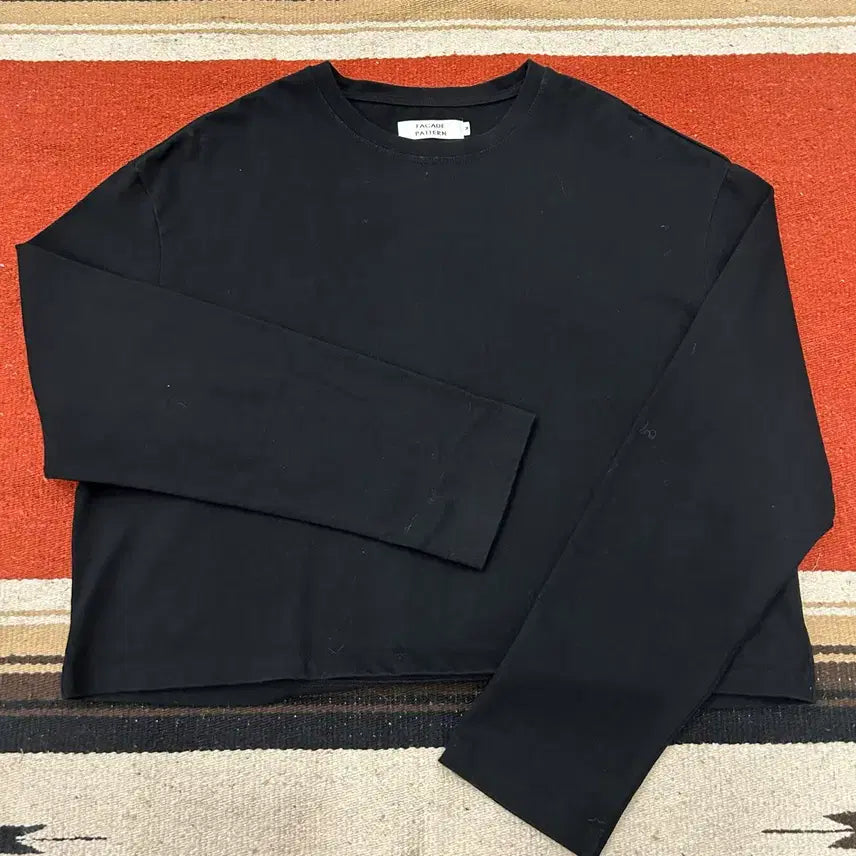 [BUNJANG] Facade Pattern Long Sleeve T-Shirt / 파사드패턴 롱슬리브