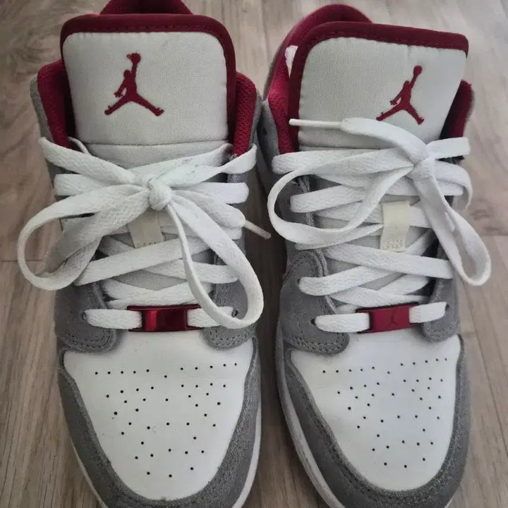 [BUNJANG] Air Jordan 1 Low Light Smoke Grey Gym Red / 조던 1 로우 라이트 스모크 그레이 짐레드 235