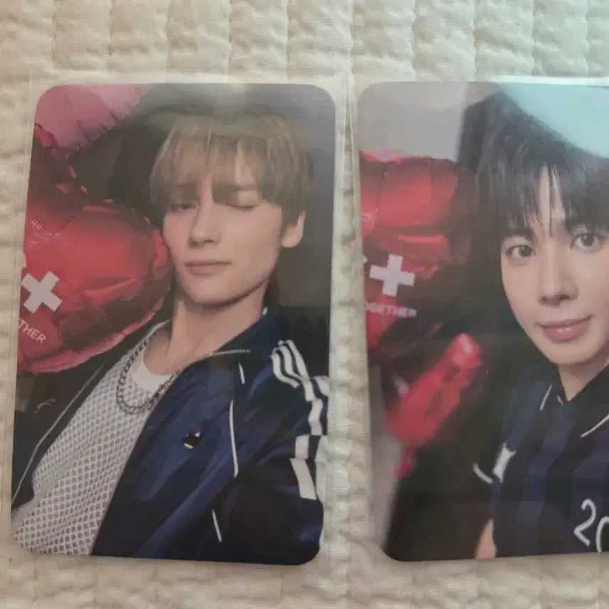 [BUNJANG] TXT Huening Kai & Taehyun Signed Photocard Set / 투바투 TX 휴닝카이 태현 싸인포카
