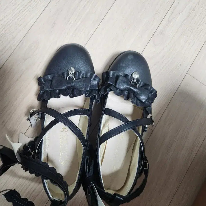 [BUNJANG] Lolita Mary Jane Ribbon Black Pumps / 리본 블랙 펌프스 로리타 메리제인 구두 양산형 지뢰계