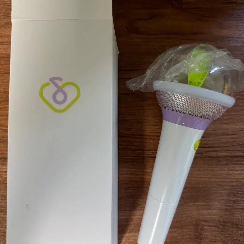 [BUNJANG] IU (아이유) Aik Lightstick Ver. 3 / 아이유 응원봉 아이크 ver3