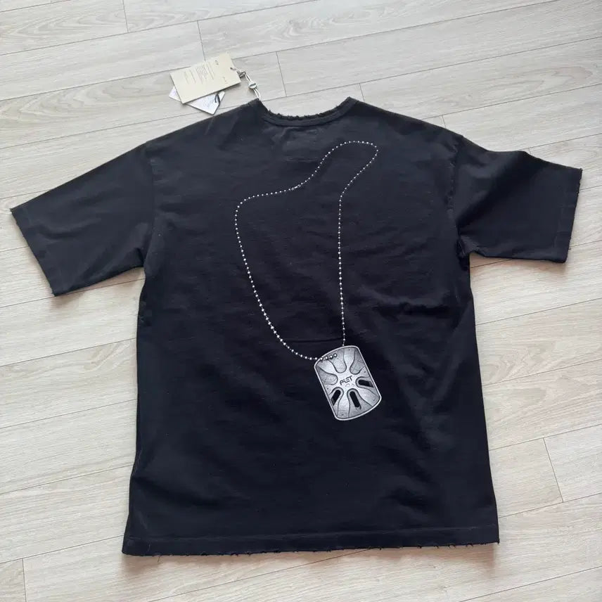 [BUNJANG] Oakley x Piet Dog Tag Printing T-Shirt (L) / 오클리 x 피에트 도그태그 프린팅  티 L (새상품)