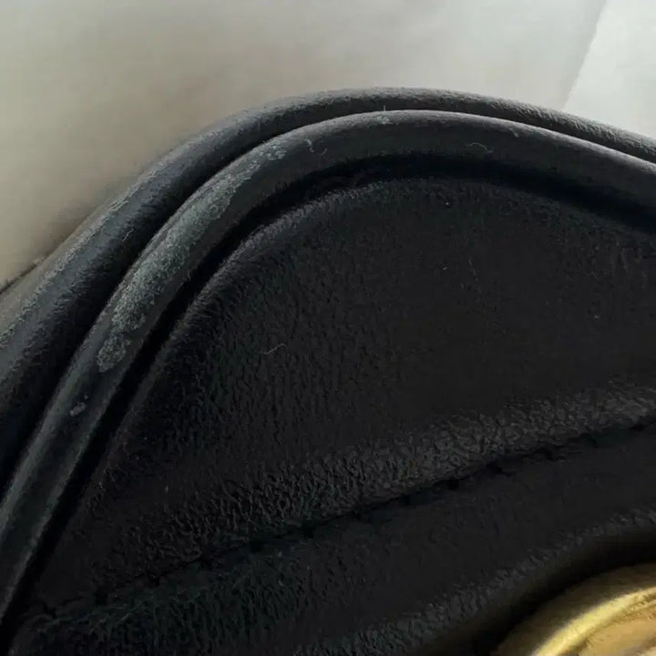 [BUNJANG] Gucci GG Marmont Matelassé Mini Bag Black / 구찌 GG 마몽 마틀라세 미니백(정품/네고가능)