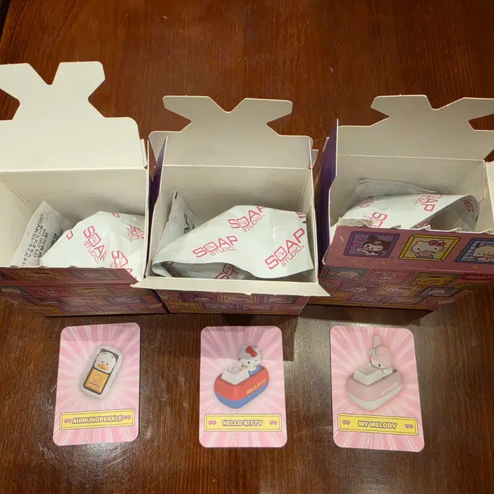 [BUNJANG] Sanrio Tinyville Keycap Set (Hello Kitty, My Melody, Pom Pom Purin) / 산리오 타이니빌 키캡(키티,마멜,페클)