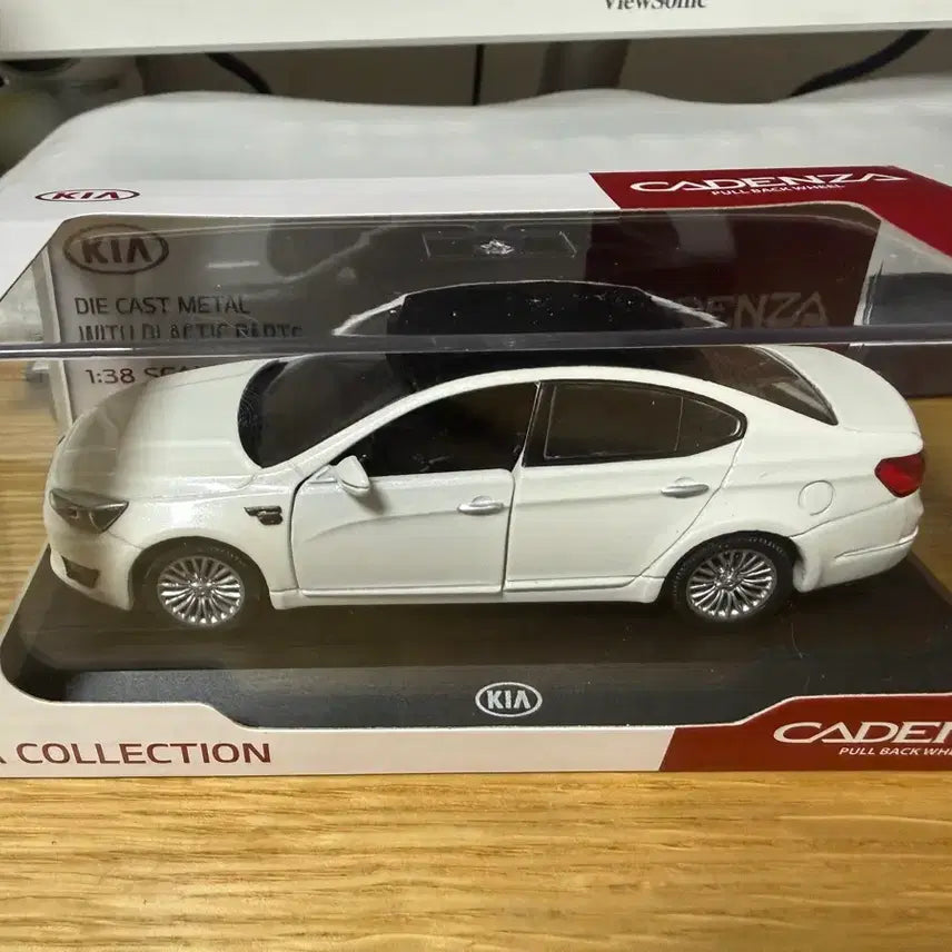 [BUNJANG] K7 Cadenza Die-cast Model Car / K7(카덴자) 미니카. 다이캐스트