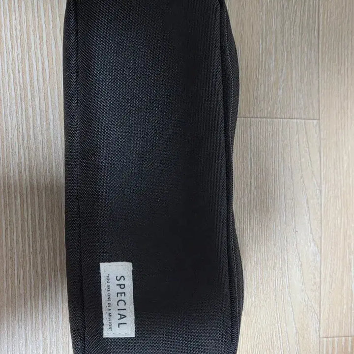 [BUNJANG] SPECIAL Black Pencil Case / SPECIAL 블랙 필통