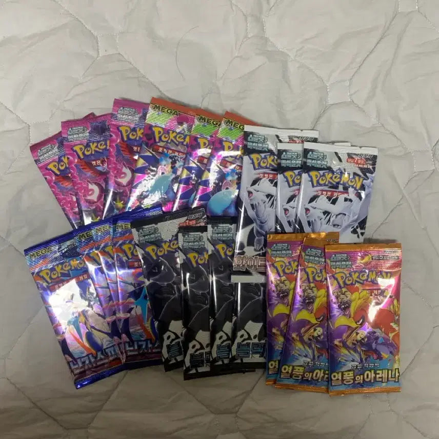 [BUNJANG] Pokemon Card Single Packs / 포켓몬카드 낱팩 팝니다.(인페,블랙,화이트 등)(급처)