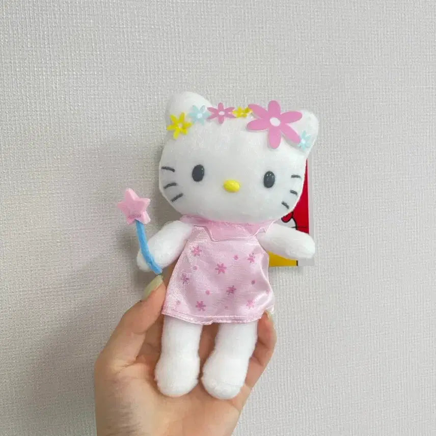 [BUNJANG] Sanrio Hello Kitty 50th Anniversary Tokyo Exhibition Fairy Kitty Doll Mascot / 산리오 헬로키티 50주년 도쿄 전시회 페어리요정 키티 인형 마스코트