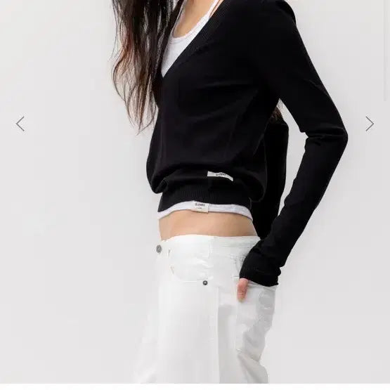 [BUNJANG] GLOWNY G DEEP V-NECK KNIT (BLACK) Size S / 새상품) 글로니 G DEEP V-NECK KNIT (BLACK) s사이즈