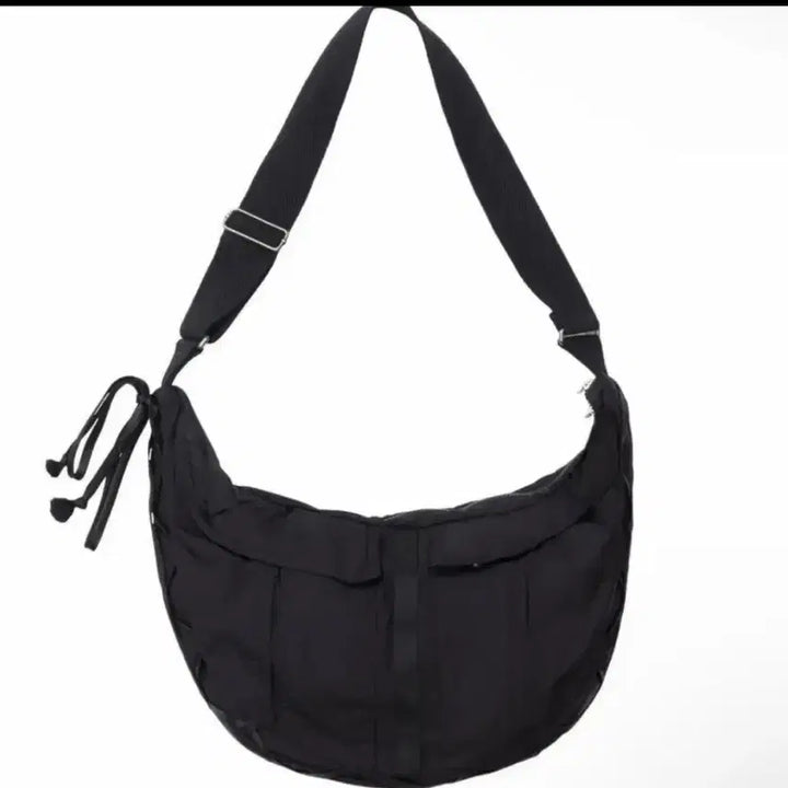[BUNJANG] Yiugama Kallas Shoulder Bag / 이우가마카라스 숄더백