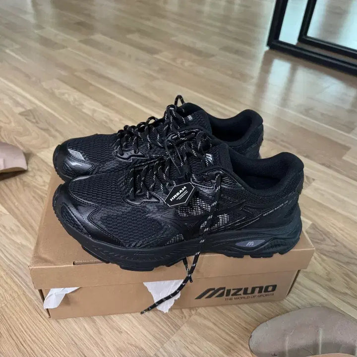[BUNJANG] Mizuno Wave Rider 28 Running Shoes / 미즈노 레이서 v2 운동화