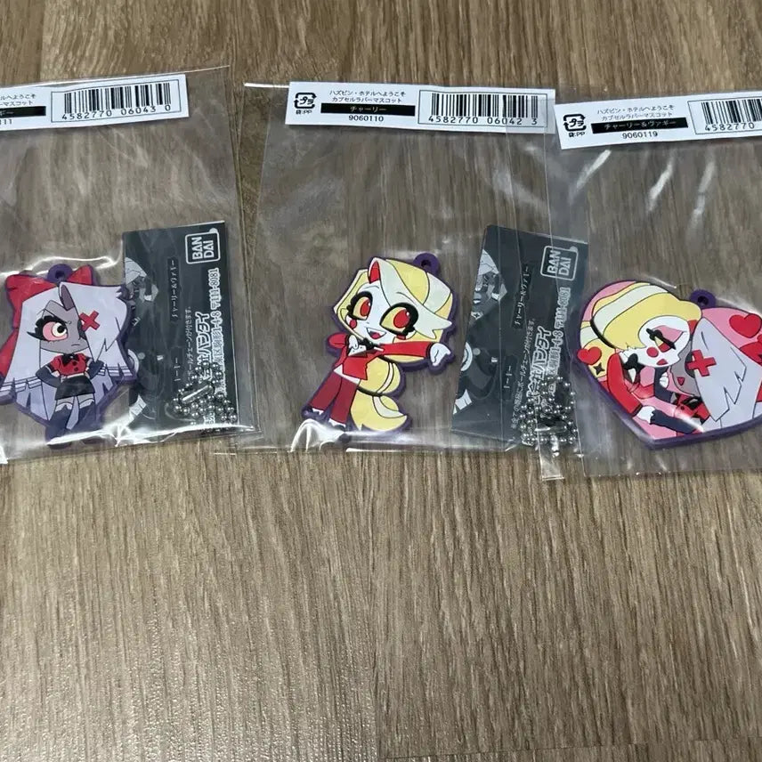 [BUNJANG] Hasbean Hotel Charlie &amp; Baggy &amp; Charby Bundle Set Rubber Strap / 해즈빈호텔 러버스트랩 찰리&amp;배기&amp;찰배 일괄