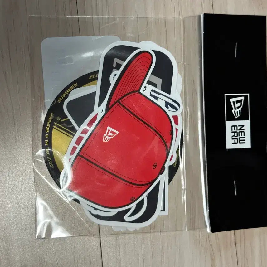 [BUNJANG] New Era Bandana Set with Stickers / 2개 New Era 반다나 스폐셜 두건, 스티커들 판매합니다