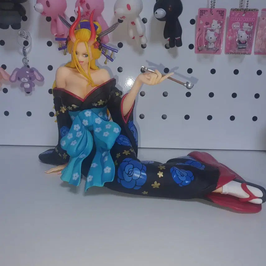 [BUNJANG] One Piece Marie Figure C Prize / 택포 5.0)원피스 제일복권 블랙마리아 c상 피규어