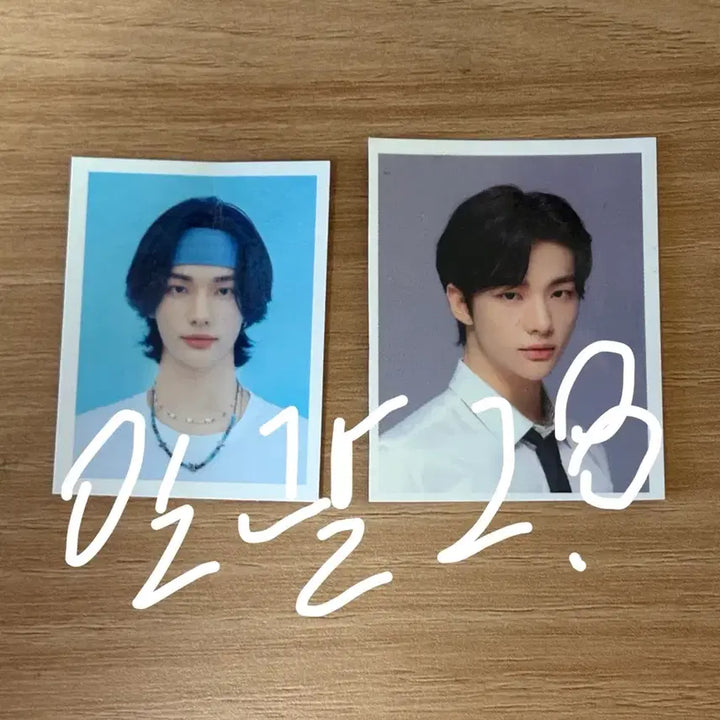 [BUNJANG] Stray Kids Hyunjin Proof Photos Playground &amp; STAY 2nd Gen Set / 스키즈 황현진 증명사진 플레이그라운드 스테이 2기