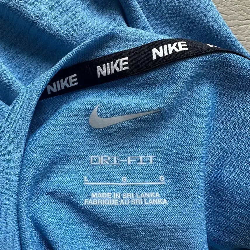[BUNJANG] Nike Dri-FIT T-Shirt Sky Blue / 나이키 드라이핏 반팔 티셔츠 하늘색