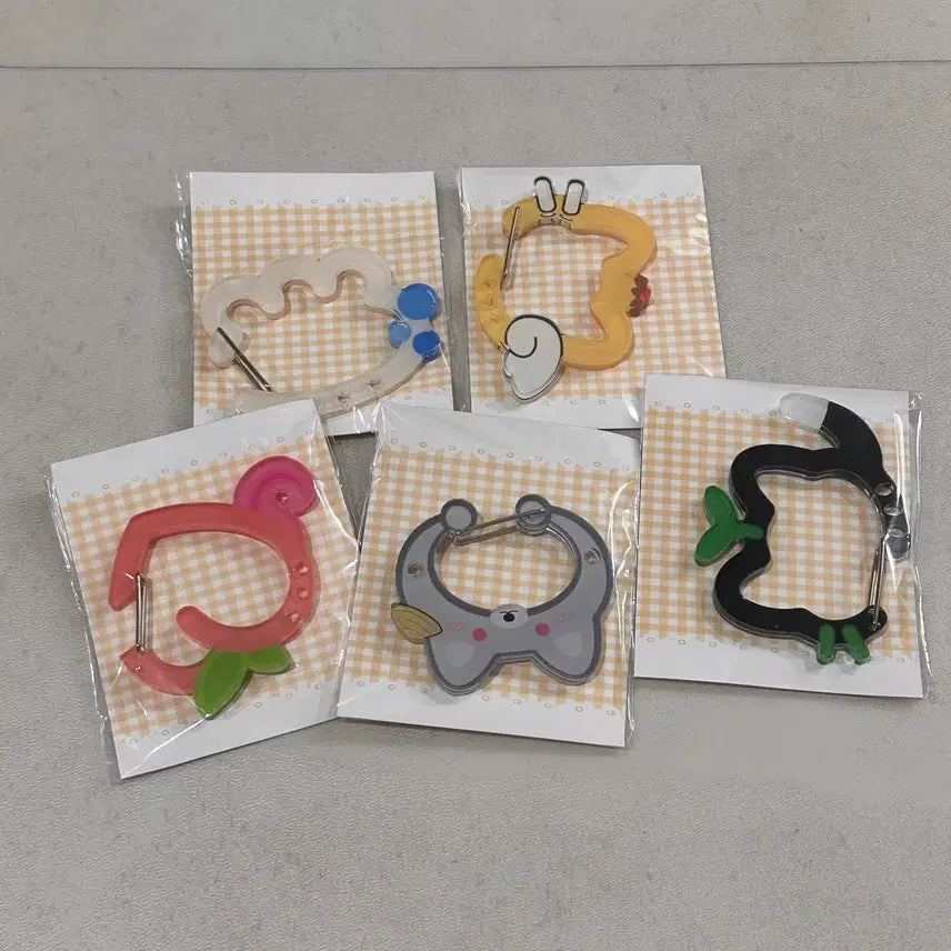 [BUNJANG] PLAVE Unofficial Goods Carabiner Set / 플레이브 비공굿 카라비너 양도