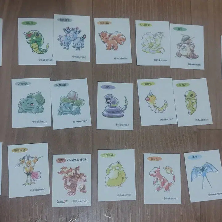 [BUNJANG] Pokemon Bread Stickers 30th Anniversary Classic Set + Gigantamax Charizard Sticker / 포켓몬띠뿌씰 30주년  클래식 20장+거다이리자몽