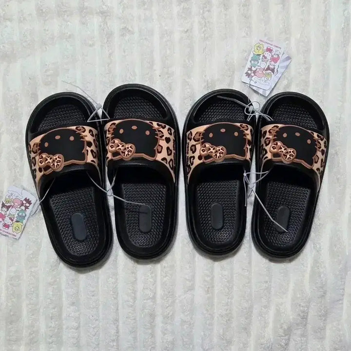 [BUNJANG] Hello Kitty Slippers (230, 240) / 호피키티 슬리퍼230,240