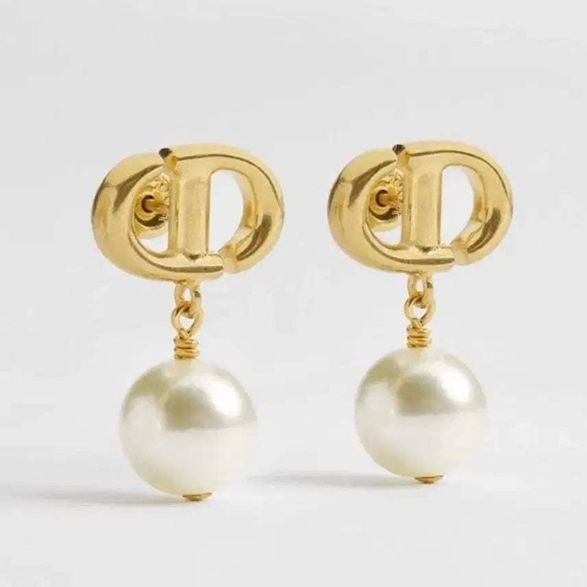 [BUNJANG] Dior Pearl CD Navy Earrings / 디올 진주 CD Navy 귀걸이