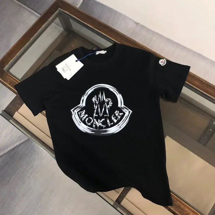 [BUNJANG] Moncler Logo Round Neck T-Shirt / 몽클레어 로고 반팔 티셔츠 라운드넥 티셔츠 빅로고