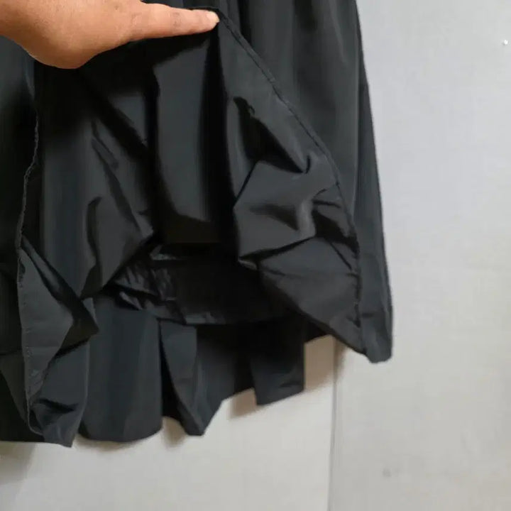 [BUNJANG] Kobe Yamanote Black Voluminous Skirt (Size F) / 고베 야마노테 블랙 풍성한 스커트 F   n5208  미착용제품