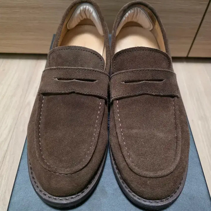 [BUNJANG] Romantic Move New Lug Loafers (Brown Suede) / 로맨틱무브 뉴 러그 로퍼 (브라운 스웨이드 260)