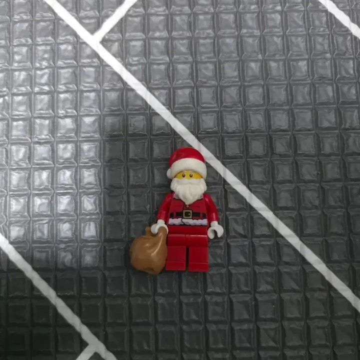 [BUNJANG] Lego Santa Claus Minifigure / 레고 산타클로스 미니피겨