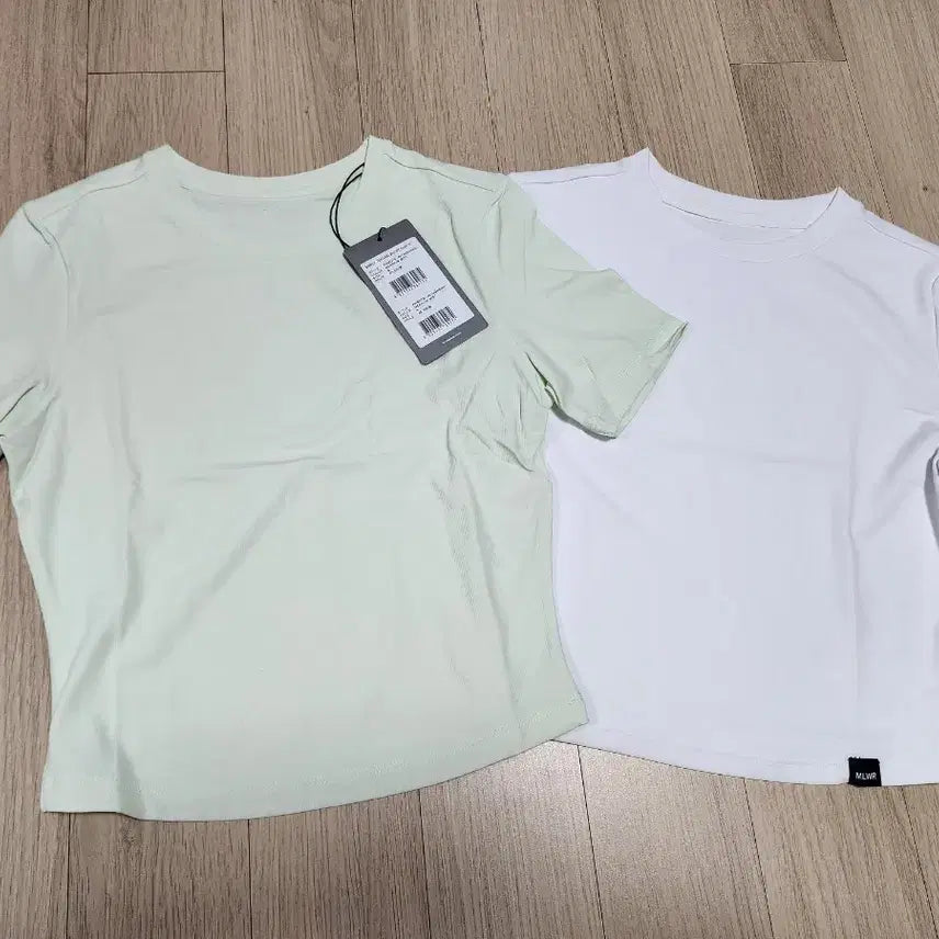 [BUNJANG] Mulawear Yoga Top S (2pcs) New Mint &amp; White / [뮬라웨어]요가복 S (2pcs)새상품