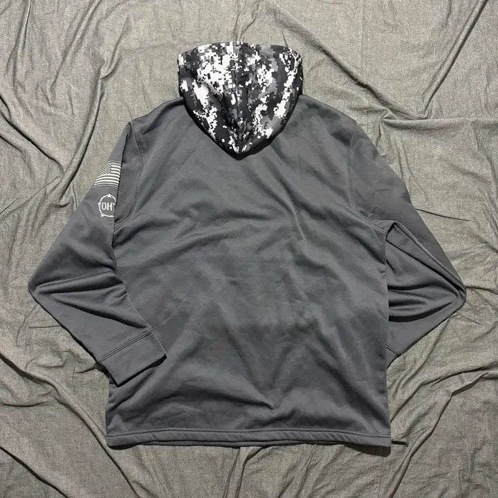 [BUNJANG] Colosseum Kansas Jayhawks OHT Military Appreciation Digital Camo Quarter-Zip Hoodie - XL / Colosseum Military Hood Shirts Sz XL