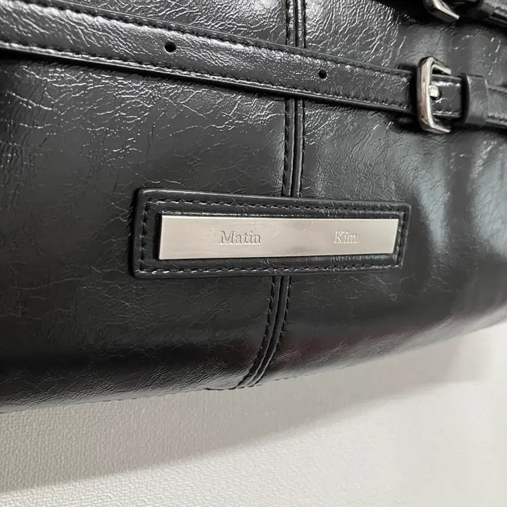 [BUNJANG] Matin Kim Belted Strap Shoulder Bag / 마뗑킴 벨티드 스트랩 숄더 백