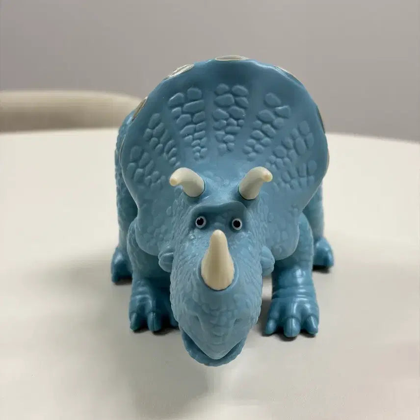 [BUNJANG] Toy Story Trixie Figure / 토이스토리  트릭시 피규어