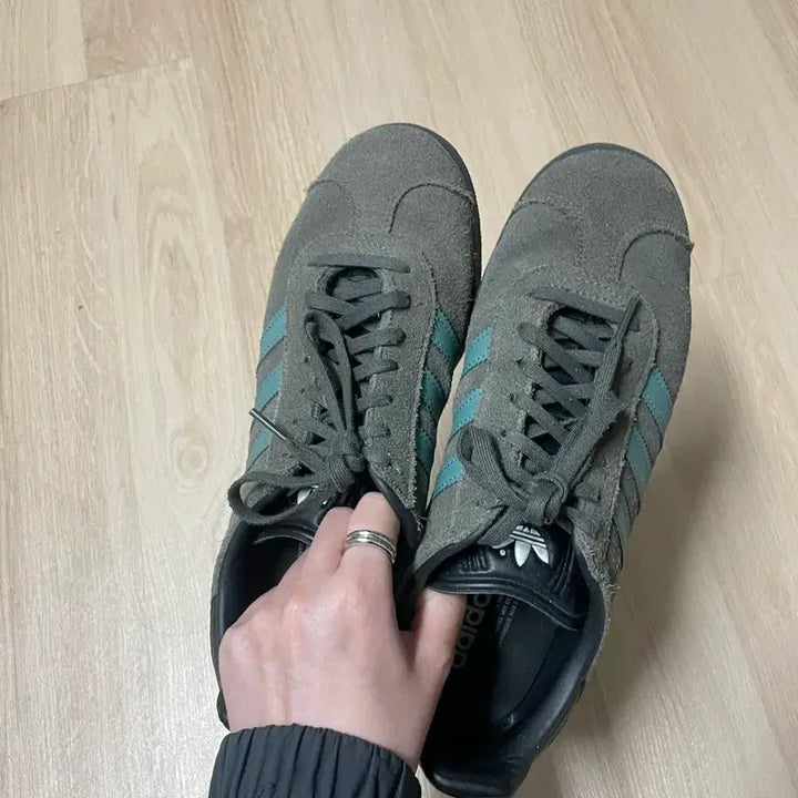 [BUNJANG] Adidas Gazelle Pantone Black / 아디다스 가젤 팬톤블랙 255