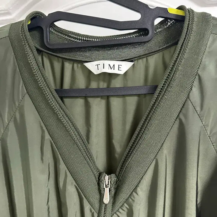[BUNJANG] TIME Khaki Puff Sleeve Long Dress (S) / 타임 TIME 카키 퍼프소매 롱 원피스 55 (S)