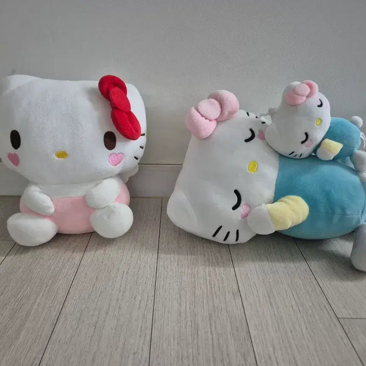 [BUNJANG] Daiso Hello Kitty Doll Keychain Set (3 Pieces) / 다이소 헬로키티 인형 키링 3개 세트