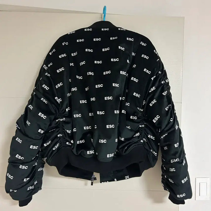 [BUNJANG] ESC Studio Bomber Jacket / Esc studio 봄버