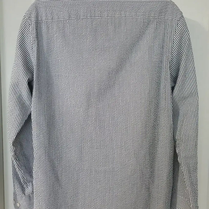 [BUNJANG] Striped Seersucker Henry Neck Shirt / 봄여름 시어서커 하프셔츠95