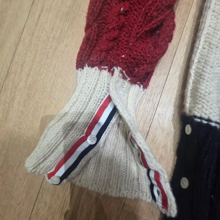 [SOLD OUT] (4)톰브라운 사선 아란케이블 가디건