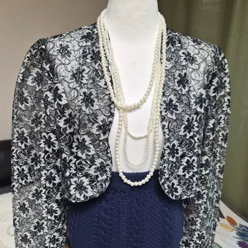 [BUNJANG] Elegant Full Lace Embroidery Jacket / 세련 전체 레이스자수 자켓