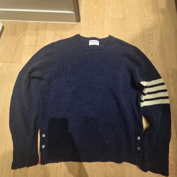 [SOLD OUT] (4) 톰브라운 셔틀랜드 니트