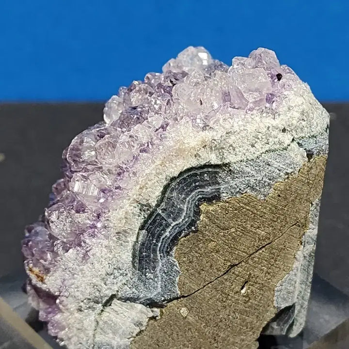 [BUNJANG] Natural Amethyst Geode Cluster with Stand / 천연 자수정 원석 클러스터+받침대