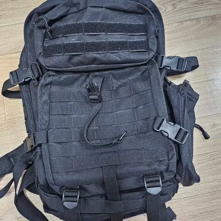 [BUNJANG] Black Tactical Backpack Military Style / 블랙 택티컬 백팩 밀리터리 스타일