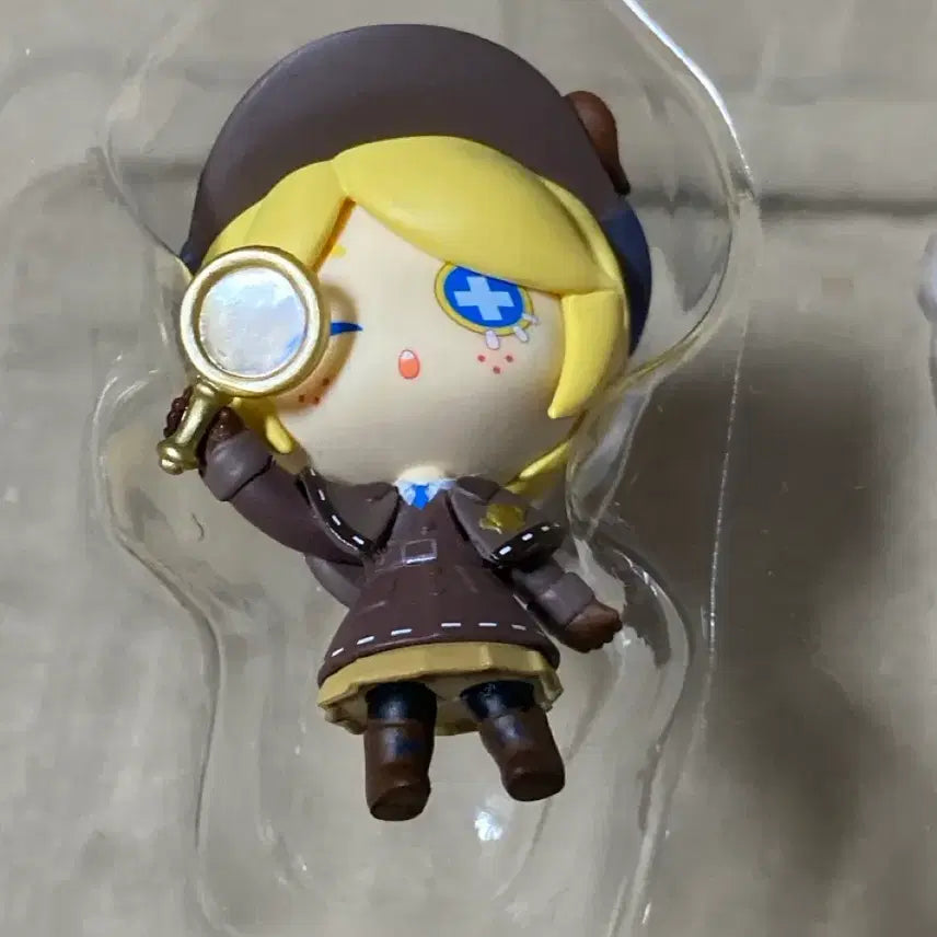 [BUNJANG] Identity V Gardener "Detective Girl" Figure / 제5인격 정원사 탐정소녀 탁상침입 피규어