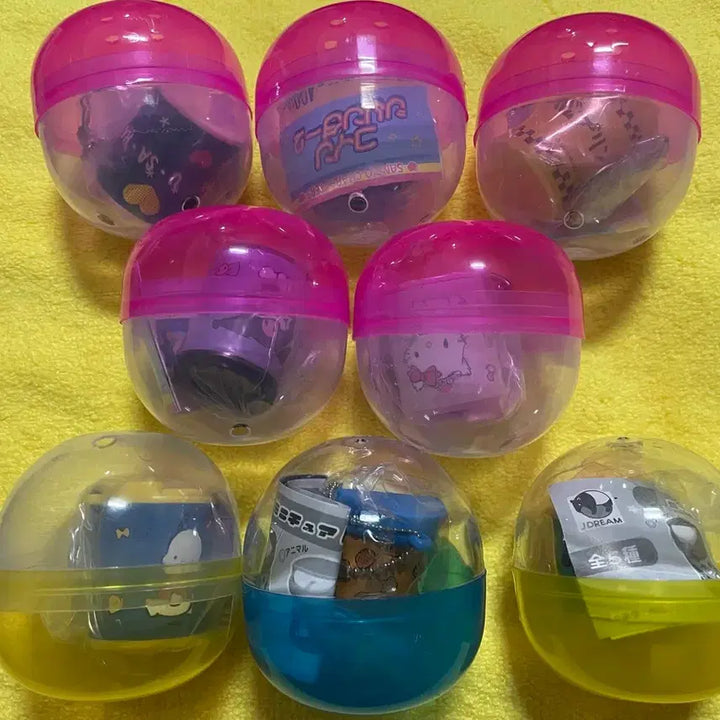 [BUNJANG] Sanrio Coin Cylinder Gacha (Sealed) / 산리오 가챠 (미개봉)