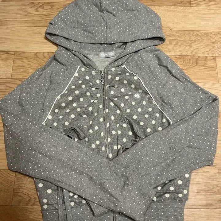 [BUNJANG] Hug Your Skin Dot Big Pocket Hoodie Gray / 허그유어스킨 도트 빅 포켓 후드집업 그레이