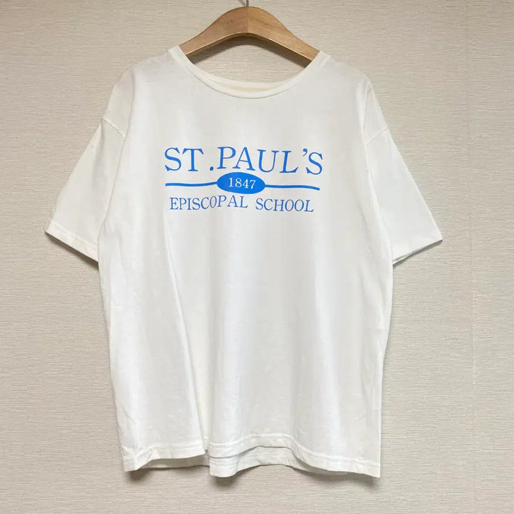 [BUNJANG] Signature Roundneck White Lettering Printing Short-Sleeve T-Shirt / 시그니처 라운드넥 화이트 레터링 프린팅 반팔 티셔츠