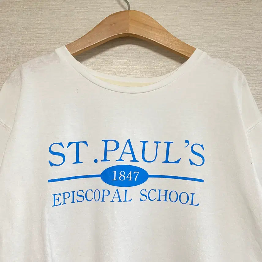 [BUNJANG] Signature Roundneck White Lettering Printing Short-Sleeve T-Shirt / 시그니처 라운드넥 화이트 레터링 프린팅 반팔 티셔츠